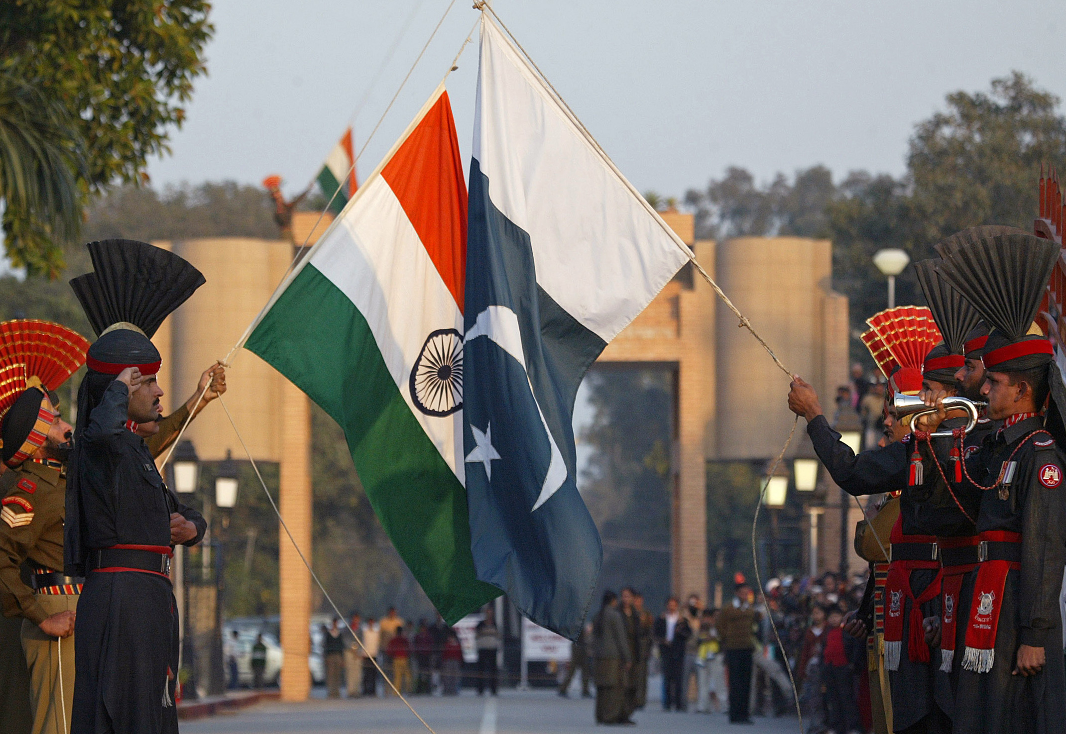 Pakistan Inam Rangsaz پاکستان اور انڈیا کی جنگ: سیاست میں کیا کچھ بدل جائے گا؟ عامر خاکوانی ...