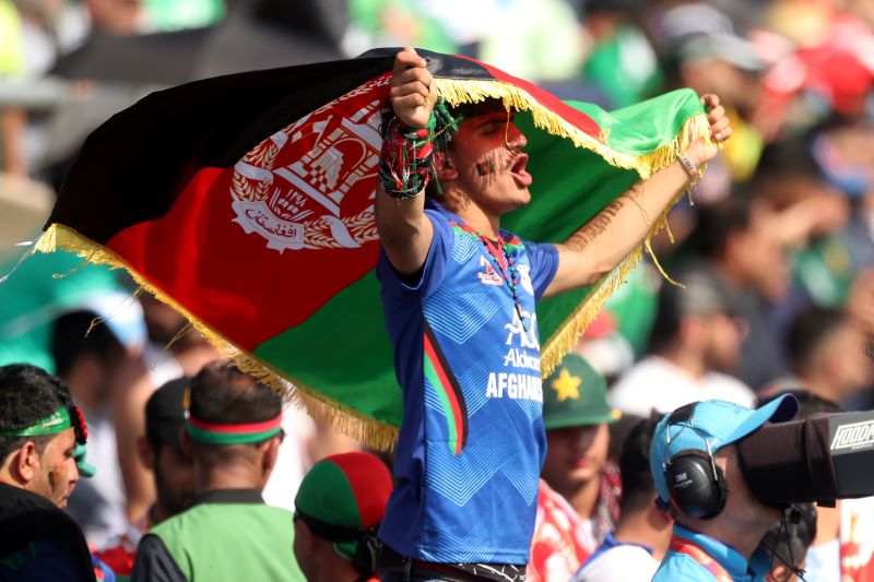 میچ کے دوران افغان اور پاکستانی شائقین پرجوش نظر آئے۔ فوٹو اے ایف پی