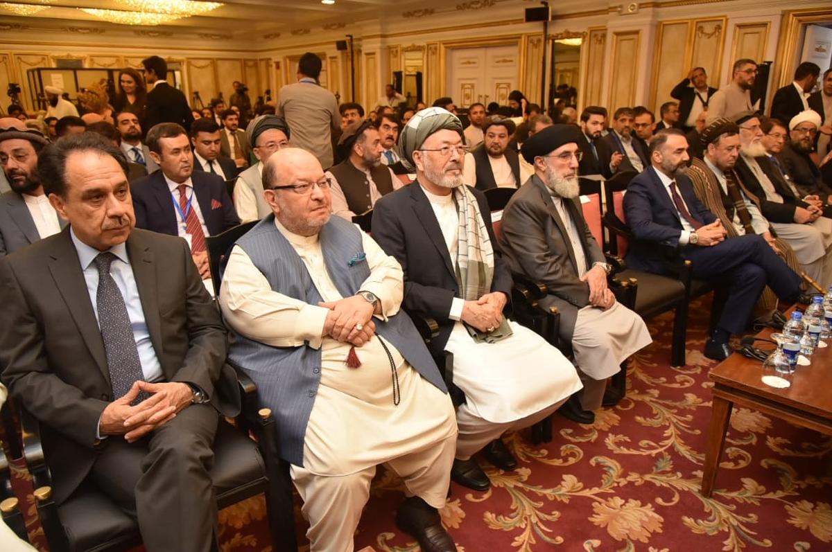 اس کانفرنس میں گلبدین سمیت کئی اہم افغان رہنما شریک ہیں۔ فوٹو ریڈیو پاکستان